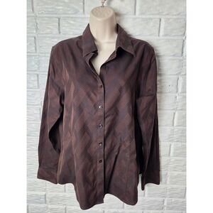 Foxcroft Non Iron Womens 14 Button Up Fitted Long sleeved blouse Brown zig zag